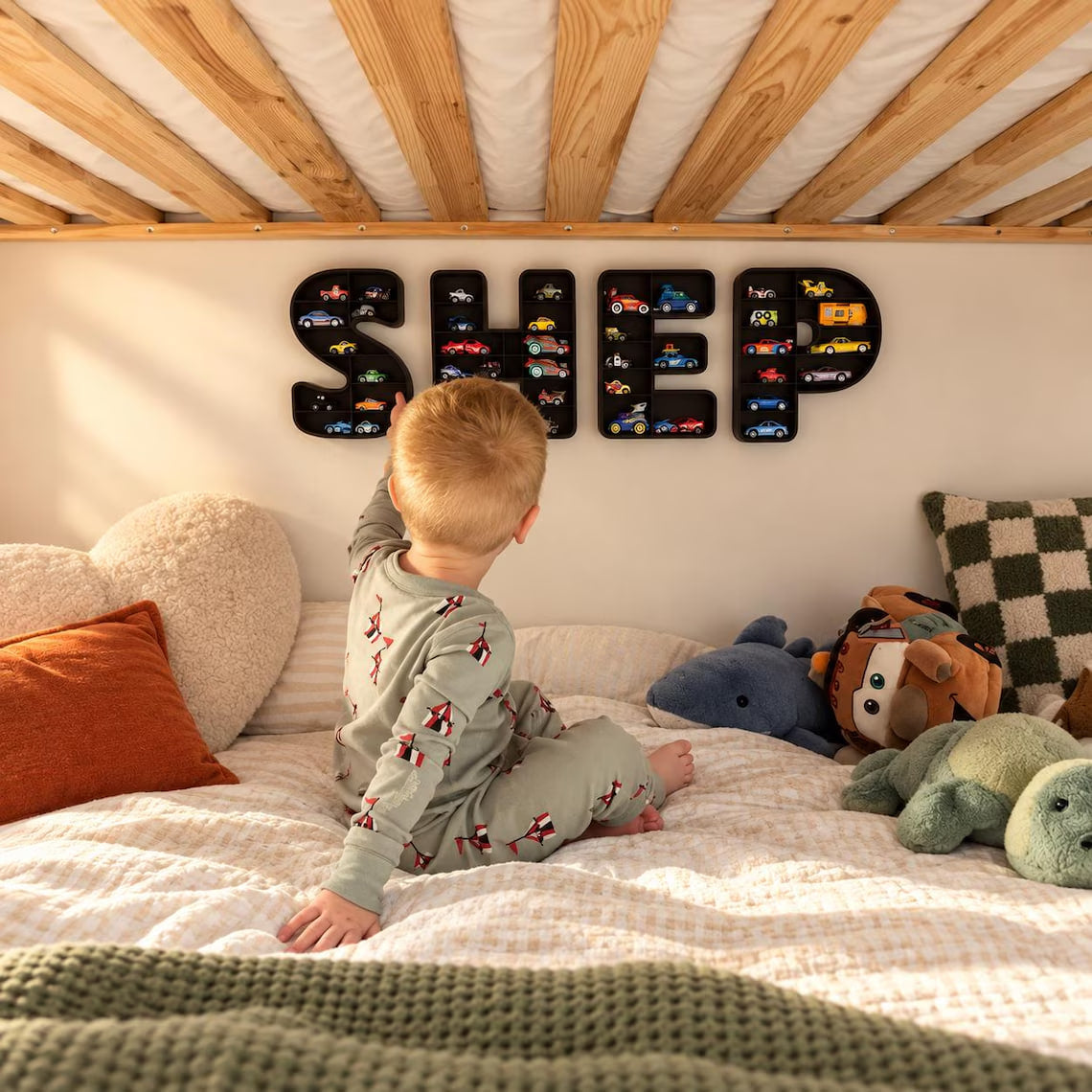 Hot Wheels car storage letters - Personalized children's parking - Custom baby boy gift